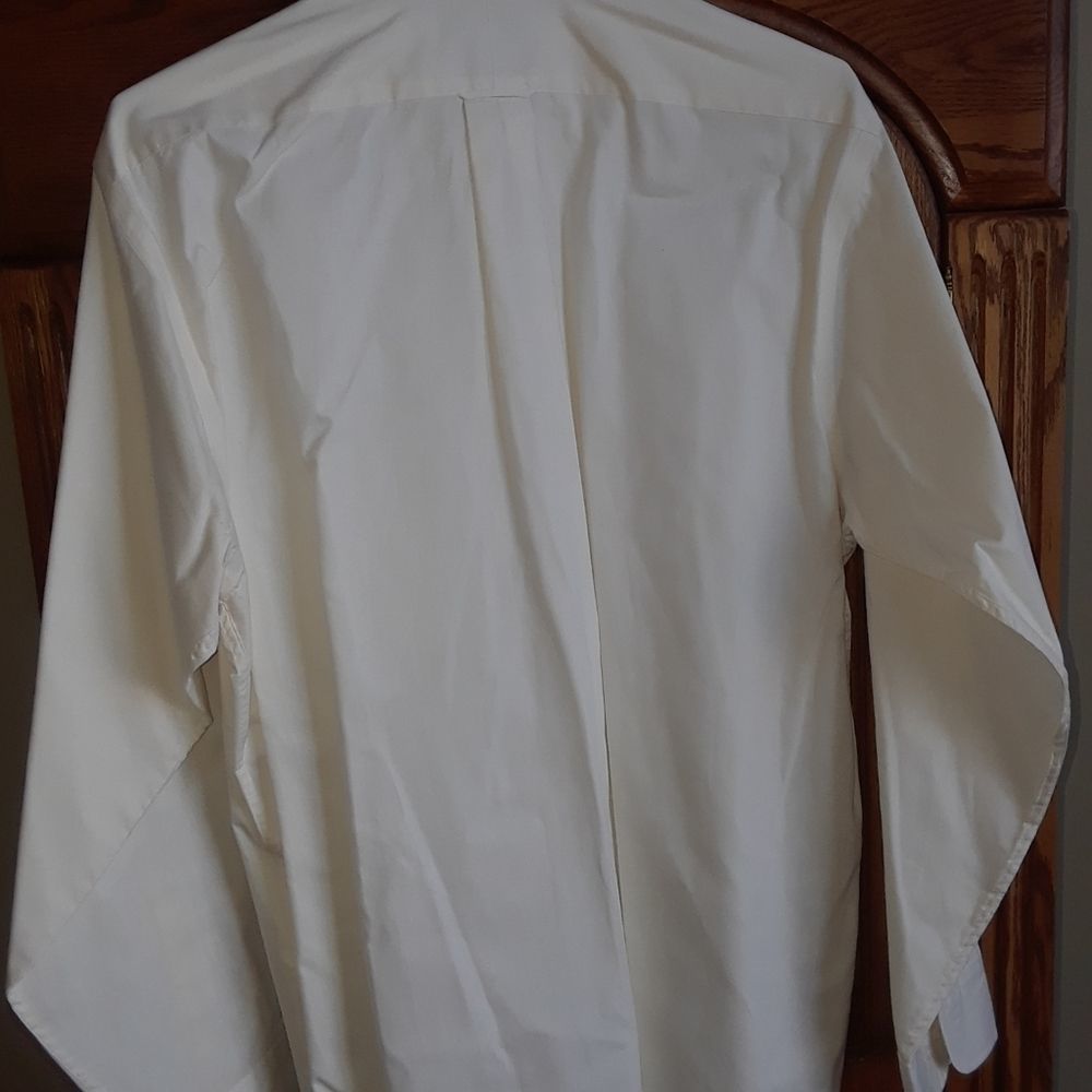 IZOD Men's Beige Dress Shirt, all cotton. - Picture 5 of 7